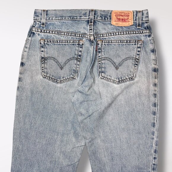 Vintage Levi’s 550 Relaxed Fit Jeans Tapered Leg Denim Light Wash Size 10 Short - Picture 8 of 8